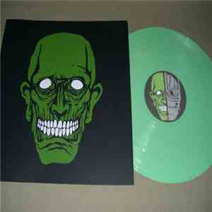 The Flaming Tsunamis - Zombies Vs Robots! flac download