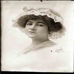 Moon Eclipse  - Dorothy Harriet Camille Arnold flac download